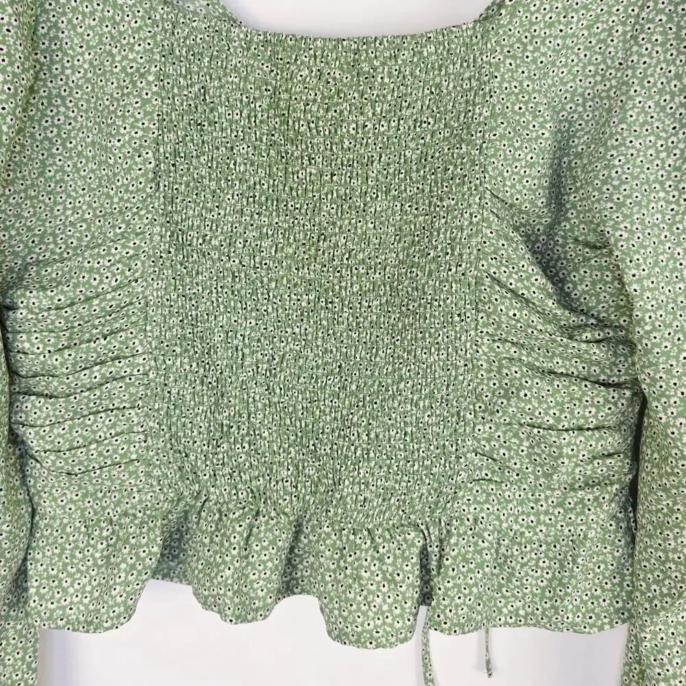 H&M Crop Top Medium Green Floral Ruched Tie Fairy Smocked Cottagecore Boho